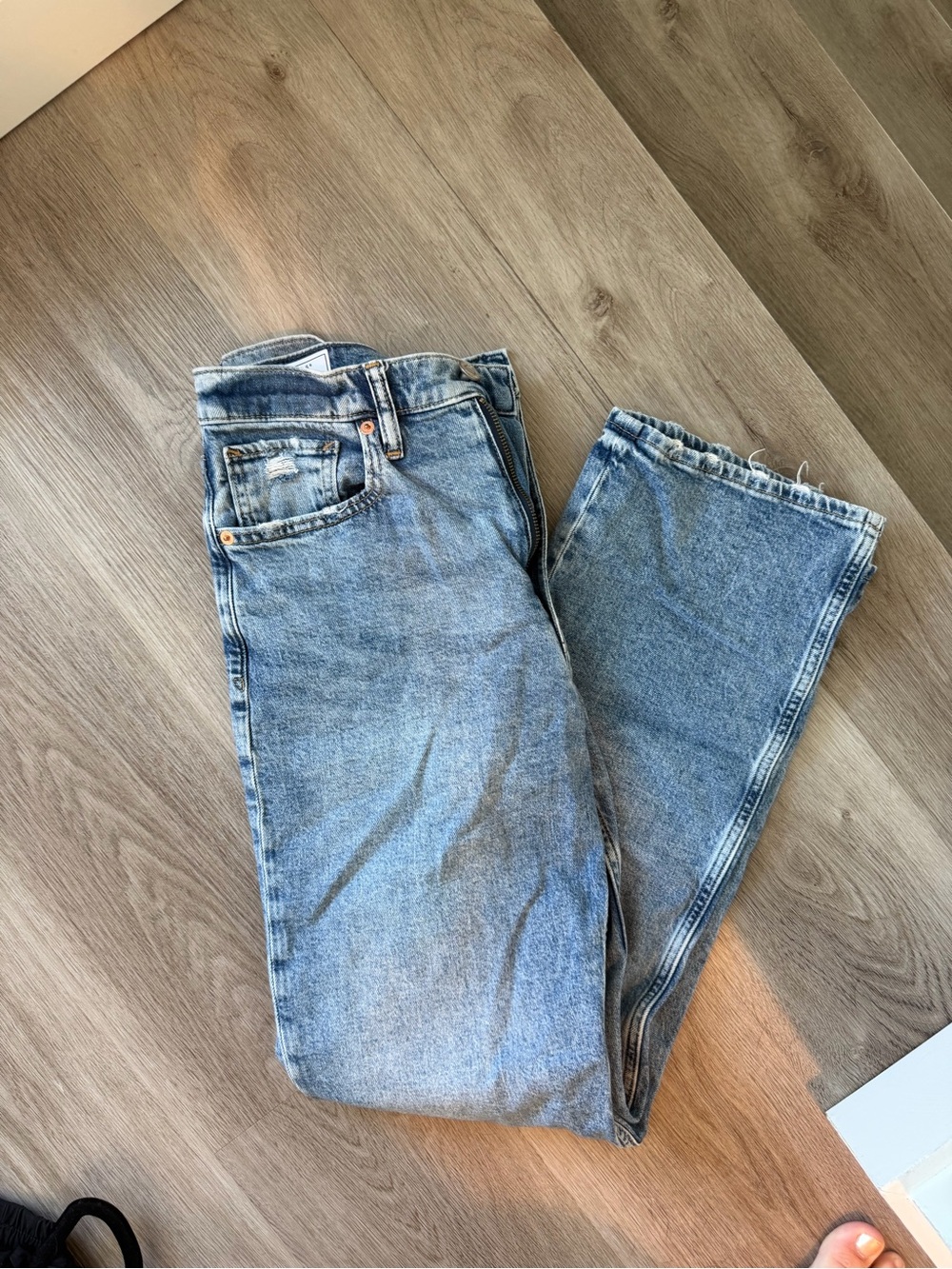 Classic Light Wash Straight Leg Jeans